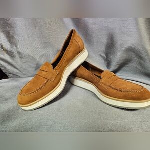 Ladies slip on Annabella Romania shoes sz 38 7.5